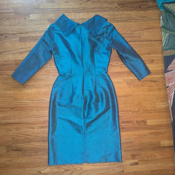 Vintage-Style Teal Satin Tie-Neck Dress - Picture 3 of 6